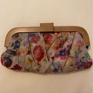 Sondra Robert’s glazed cotton and wood handbag